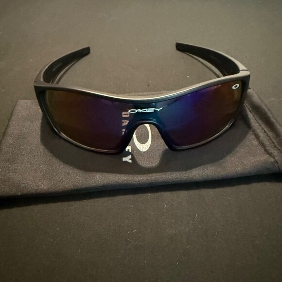 Oakley Sunglasses Fuel Cell Reflective Lenses - Picture 6 of 9